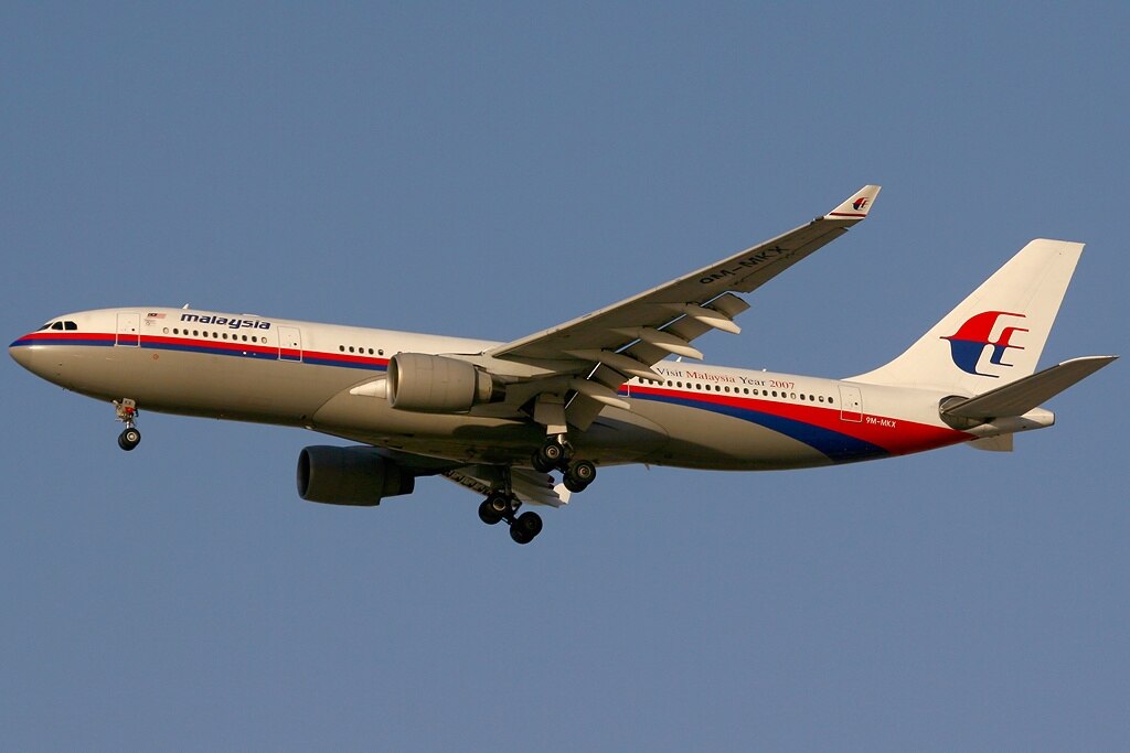 Malaysia Airlines Airbus A330-223 9M-MKX